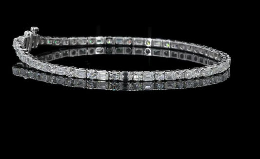 4.25 CT Alternating Emerald & Round Lab Diamond Bracelet